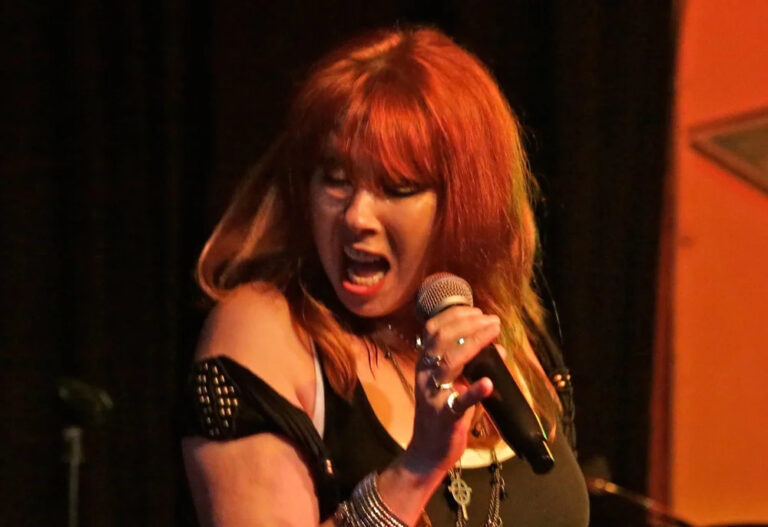 4th Thursday Live Music – Joy Bonner